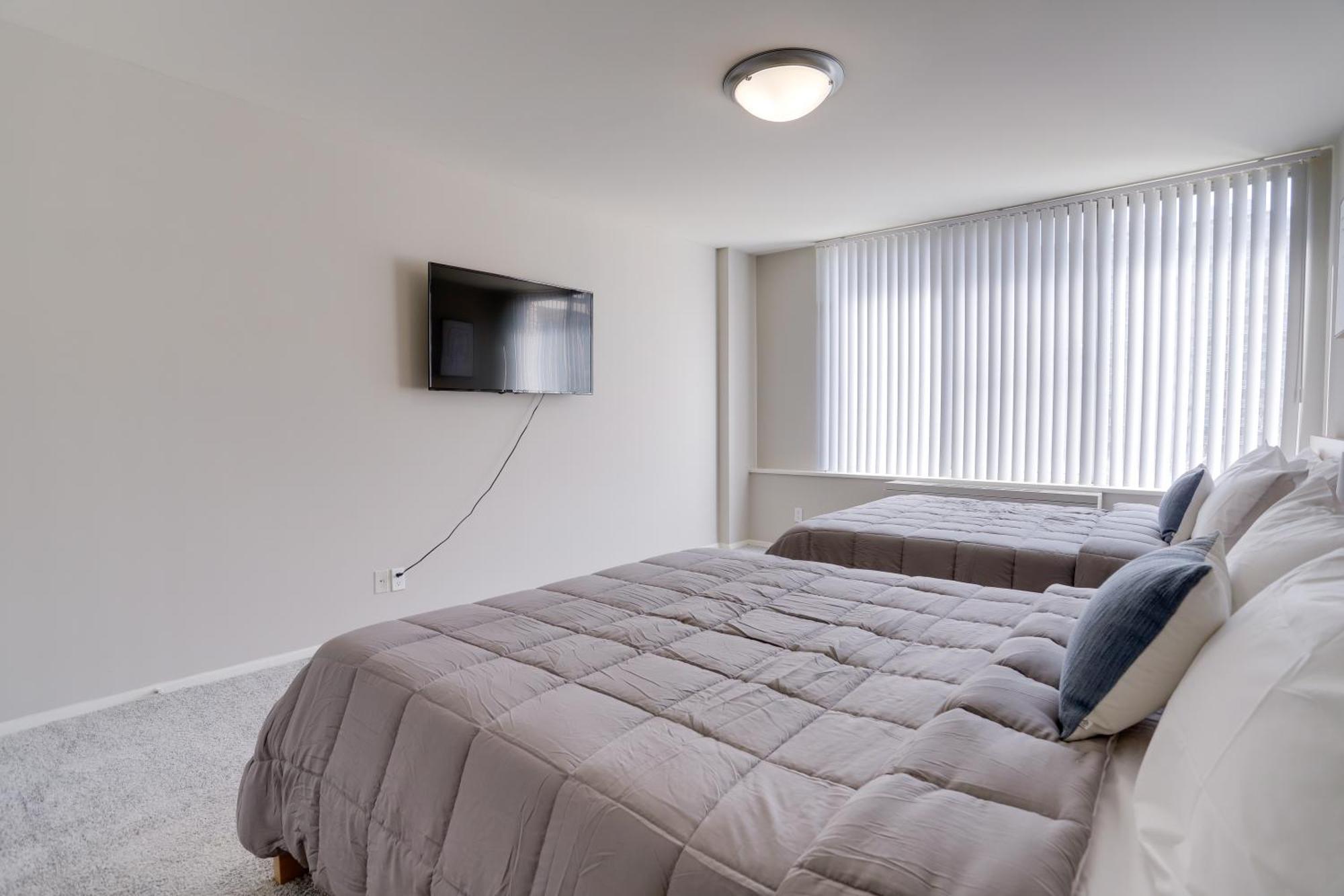 Style And Convenience Apartment At Crystal City Arlington Eksteriør bilde