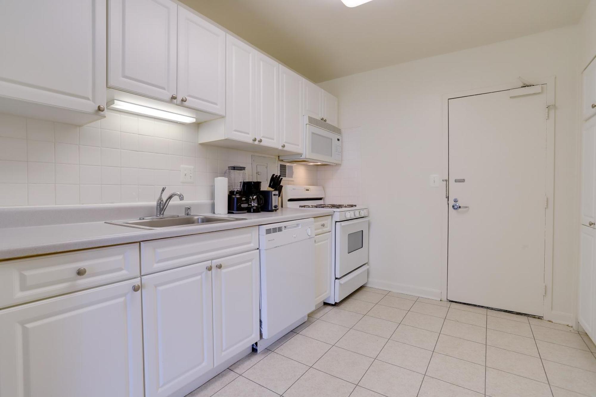 Style And Convenience Apartment At Crystal City Arlington Eksteriør bilde